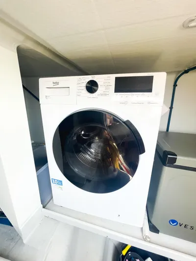 Out Of The Woods Yacht Photos Pics 