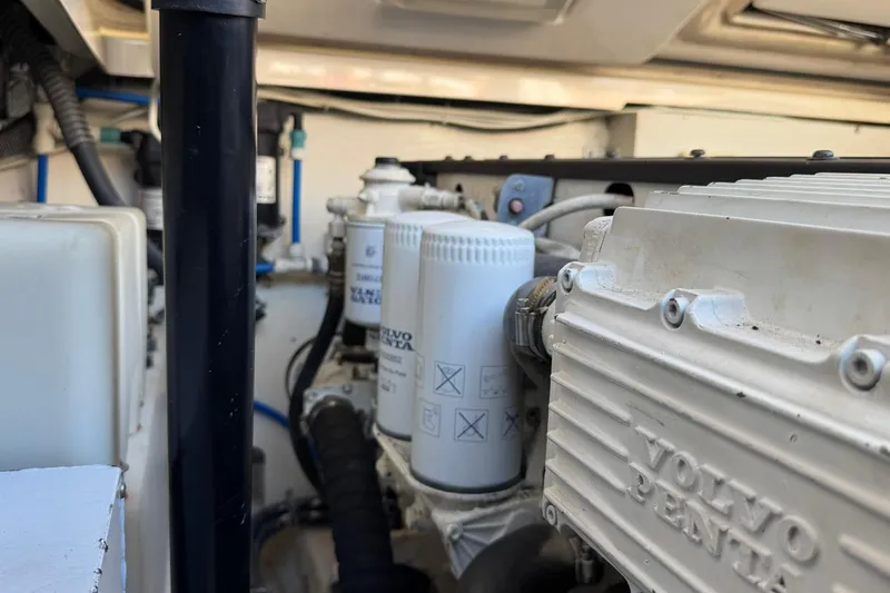 Maggie Yacht Photos Pics Engine compartment of 2005 Tiara Yachts 3200 Open with Volvo Penta components.