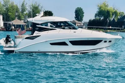 Sea Ray 470 Sundancer