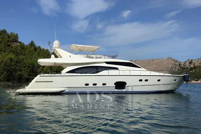 2006 Ferretti Yachts 681