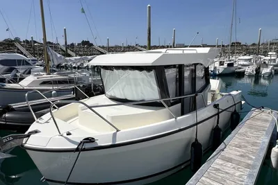 2023 Quicksilver 705 Pilothouse