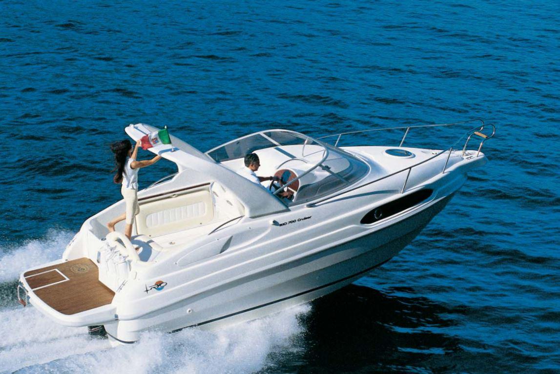 2002 Rio Yachts 700 cruiser