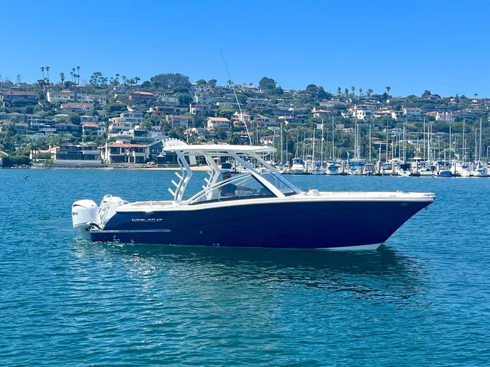 World Cat 280dc-x Yacht Photos Pics 