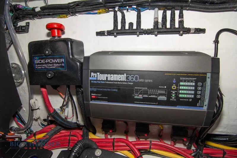  Yacht Photos Pics Electrical system of 2022 Fountain 38 SC boat with ProTournament 360 charger and Side-Power switch.