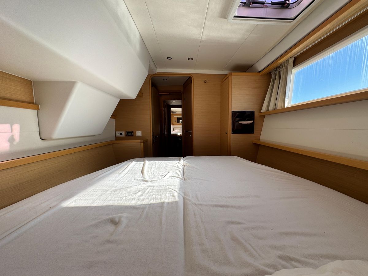 2011 Lagoon 45 