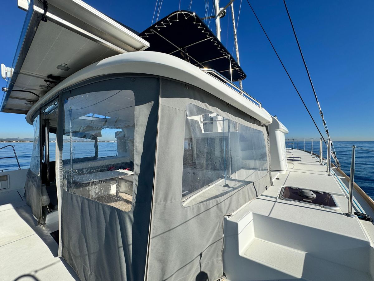 2011 Lagoon 45 