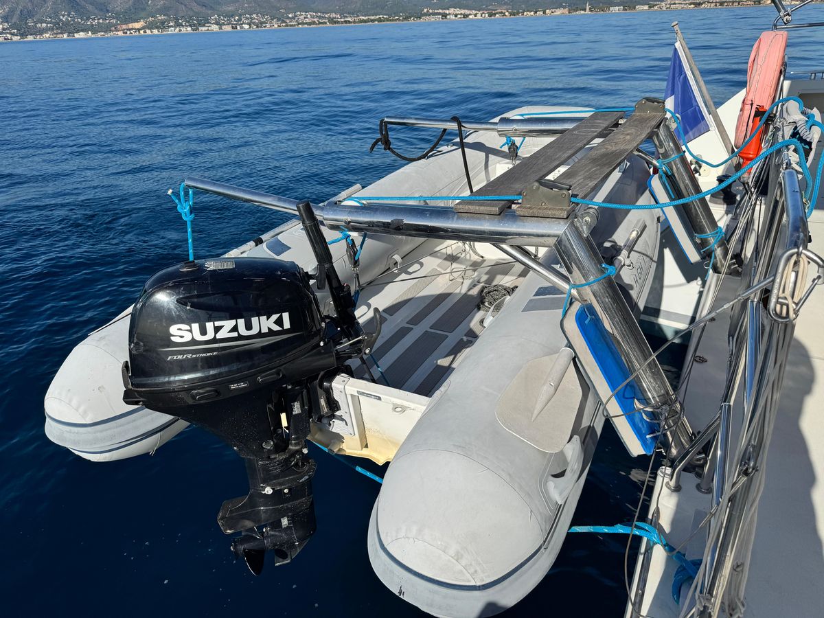 2011 Lagoon 45 