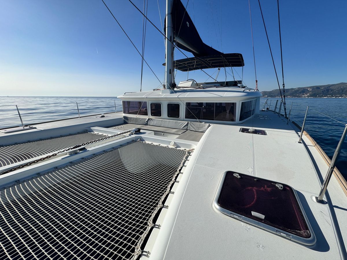 2011 Lagoon 45 