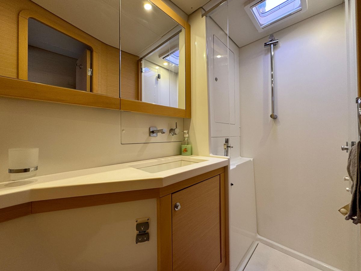2011 Lagoon 45 