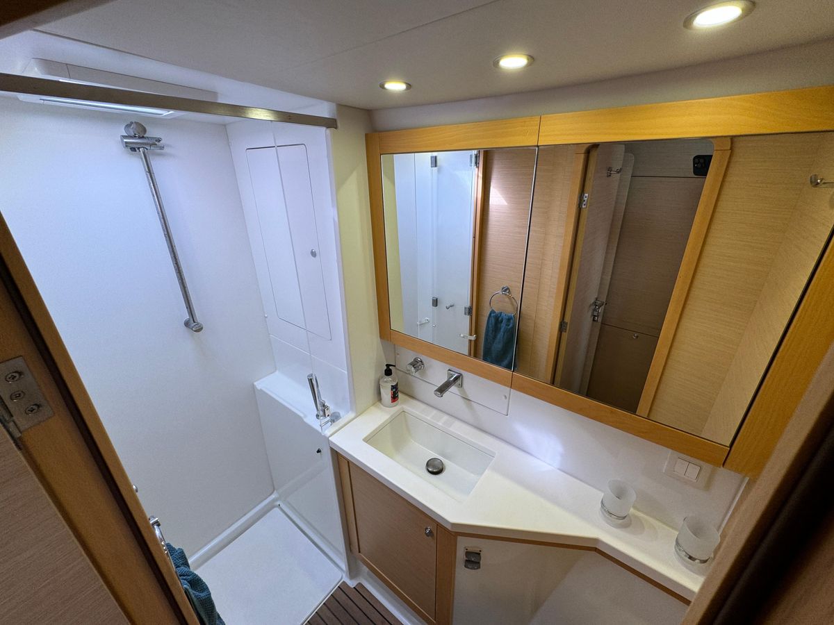 2011 Lagoon 45 
