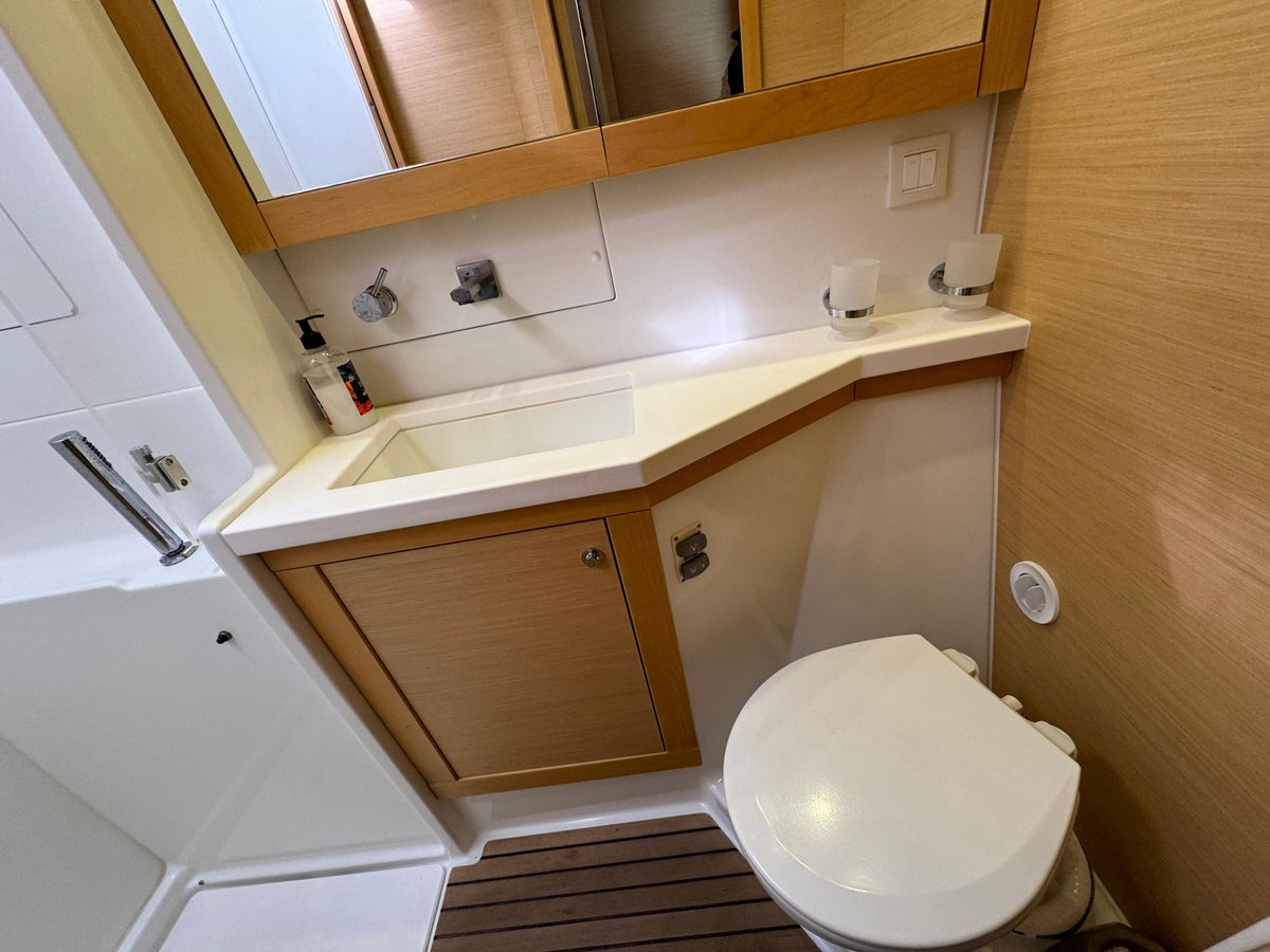2011 Lagoon 45 
