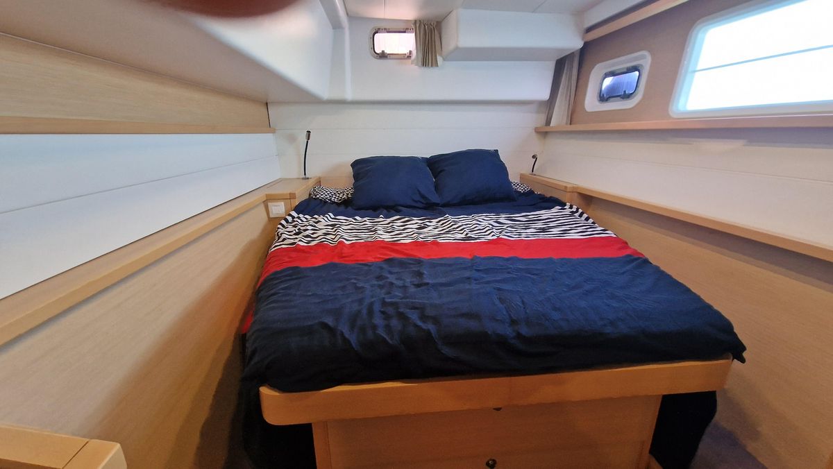 2011 Lagoon 45 
