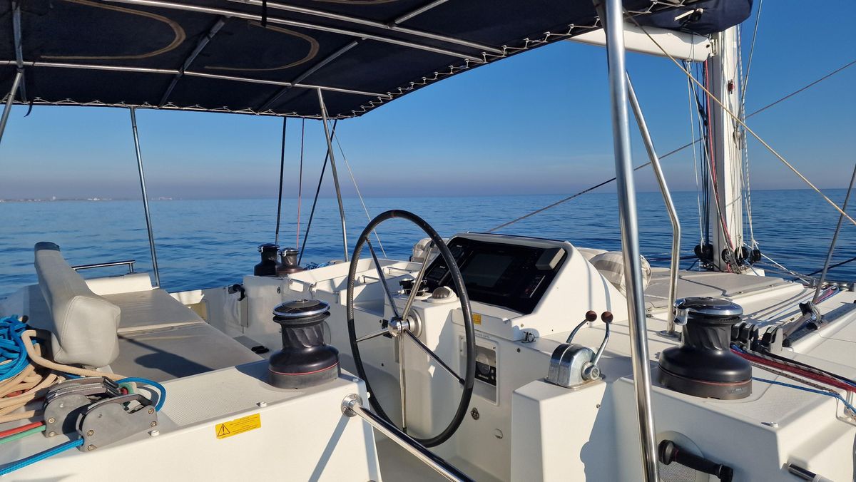 2011 Lagoon 45 