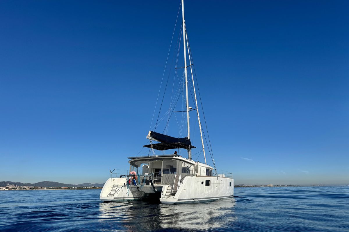 2011 Lagoon 45 
