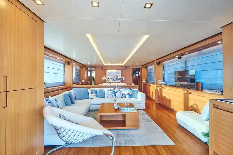 Sunray II Yacht Photos Pics Sanlorenzo SL88