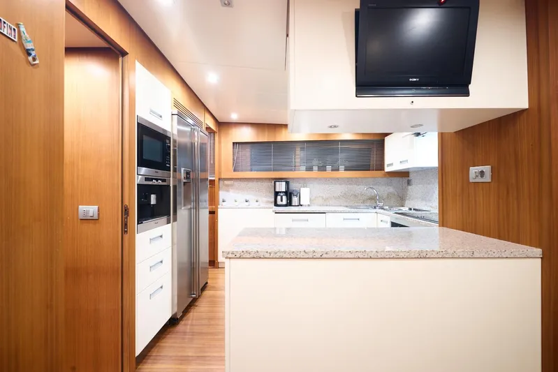 Sunray II Yacht Photos Pics Sanlorenzo SL88