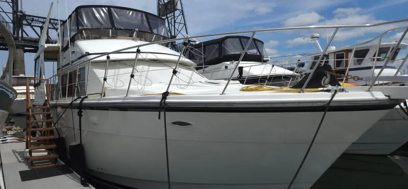 Barnacle Betsy Yacht Photos Pics 
