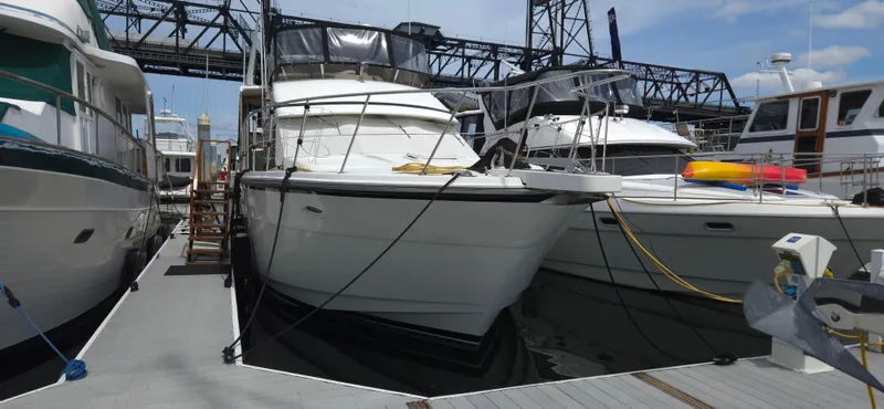 Barnacle Betsy Yacht Photos Pics 