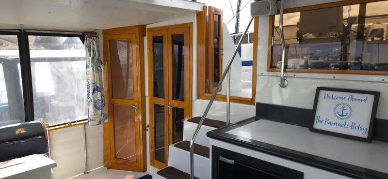 Barnacle Betsy Yacht Photos Pics 