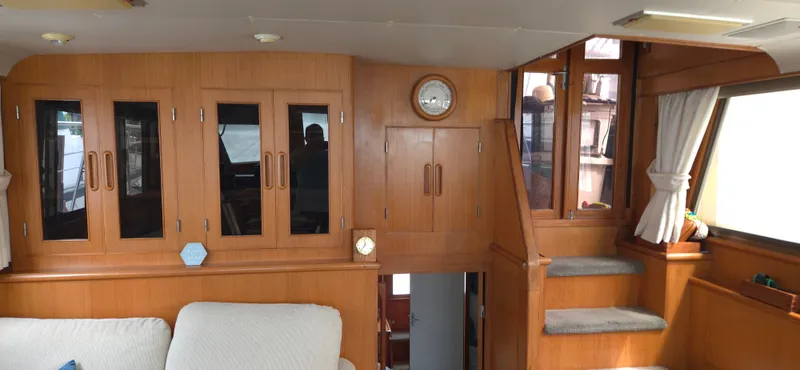 Barnacle Betsy Yacht Photos Pics 