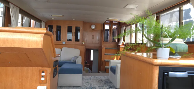 Barnacle Betsy Yacht Photos Pics 