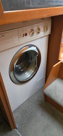 Barnacle Betsy Yacht Photos Pics 