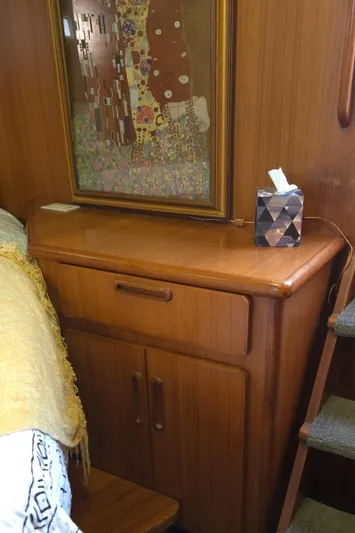 Barnacle Betsy Yacht Photos Pics 