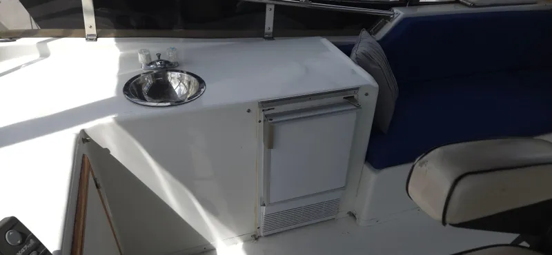 Barnacle Betsy Yacht Photos Pics 