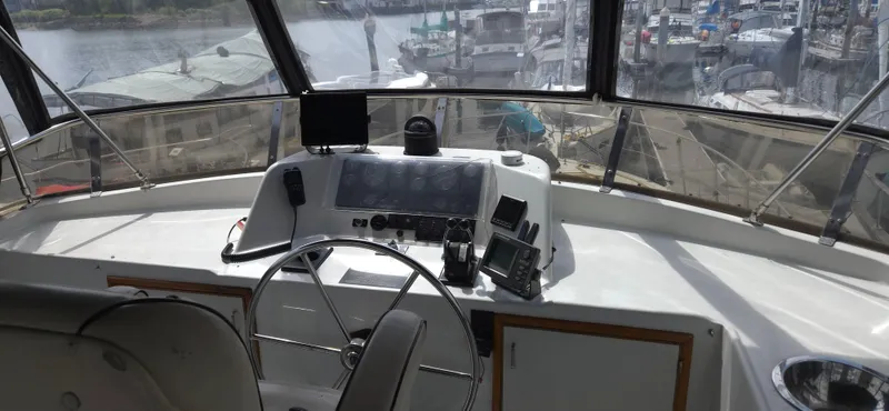 Barnacle Betsy Yacht Photos Pics 