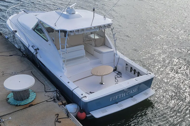 Fifth Case Yacht Photos Pics 