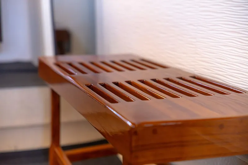 Carpe Diem Yacht Photos Pics Polished wooden bench with slatted design on Azimut 77S yacht, 2017 model.