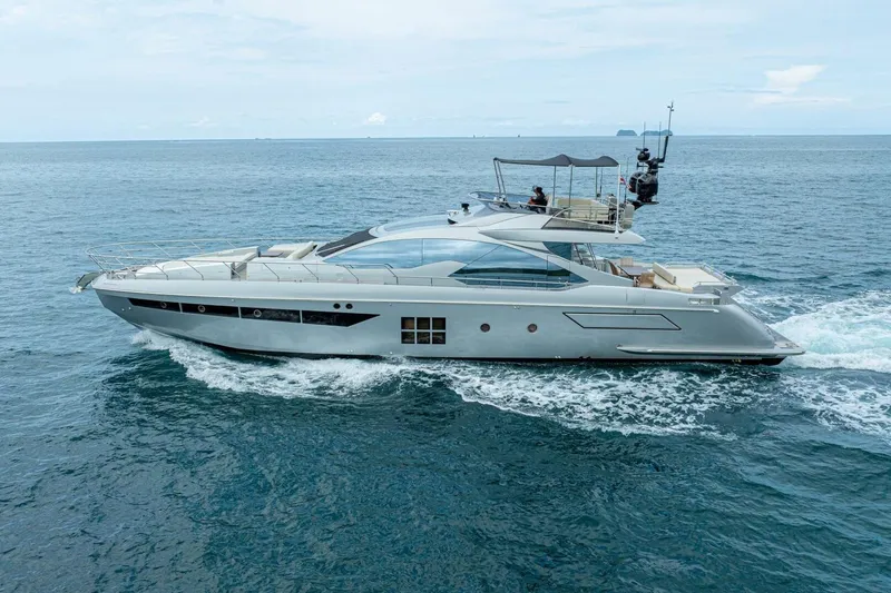 Carpe Diem Yacht Photos Pics Luxury 2017 Azimut 77S yacht cruising on open sea.