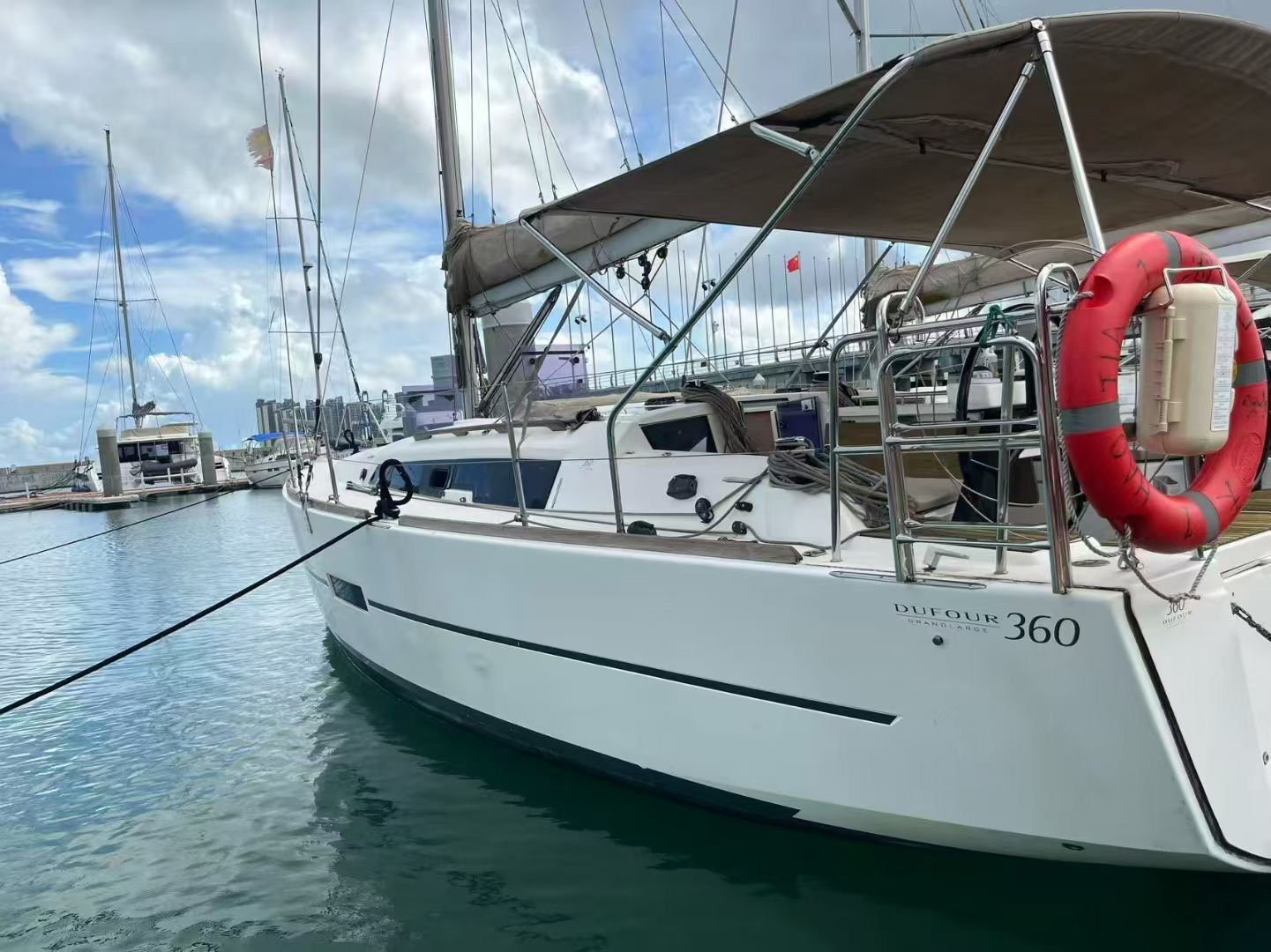 2020 Dufour Grand Large 360