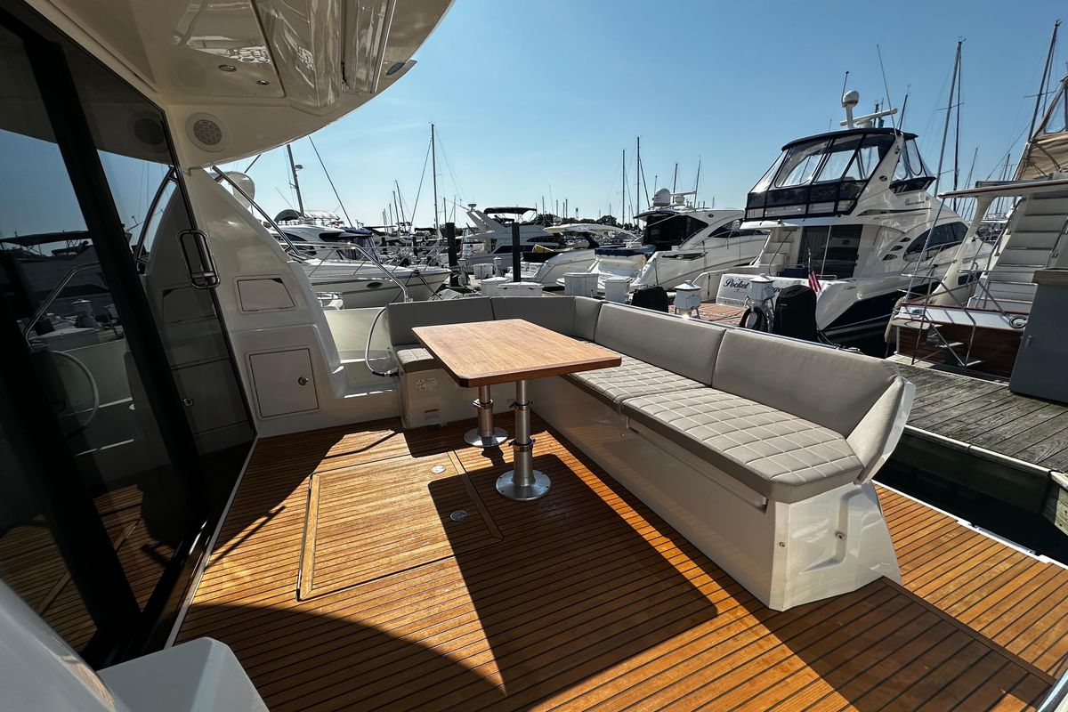 2018 Prestige 46 