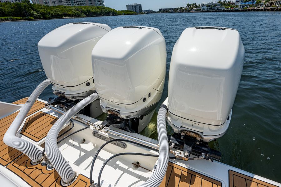 2016 SeaVee 37