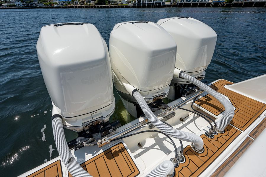 2016 SeaVee 37