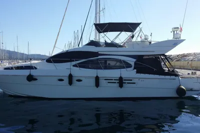 2005 Azimut 46