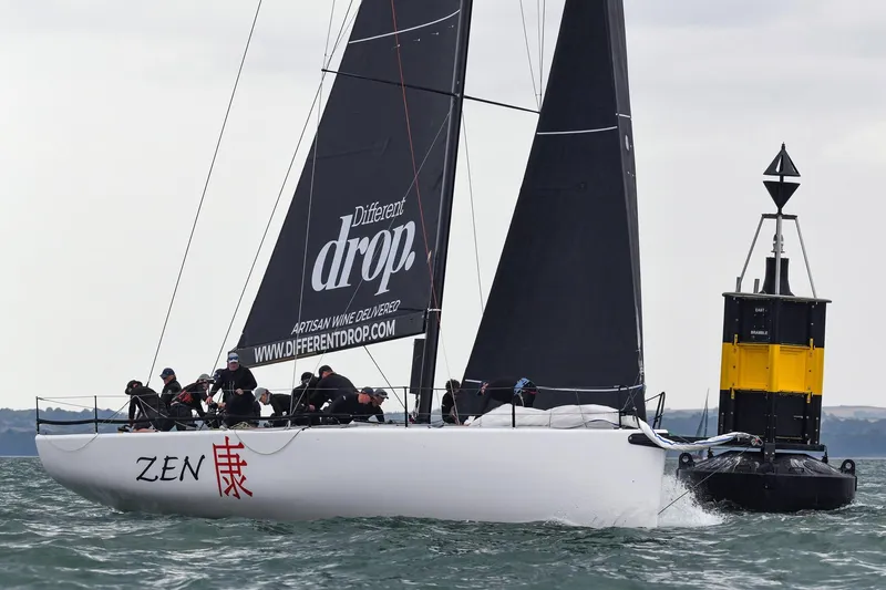 Zen - Formerly Synergy, Sorcha Yacht Photos Pics Sailing yacht Botin TP 52 "Zen" racing near a buoy, 2011 model.