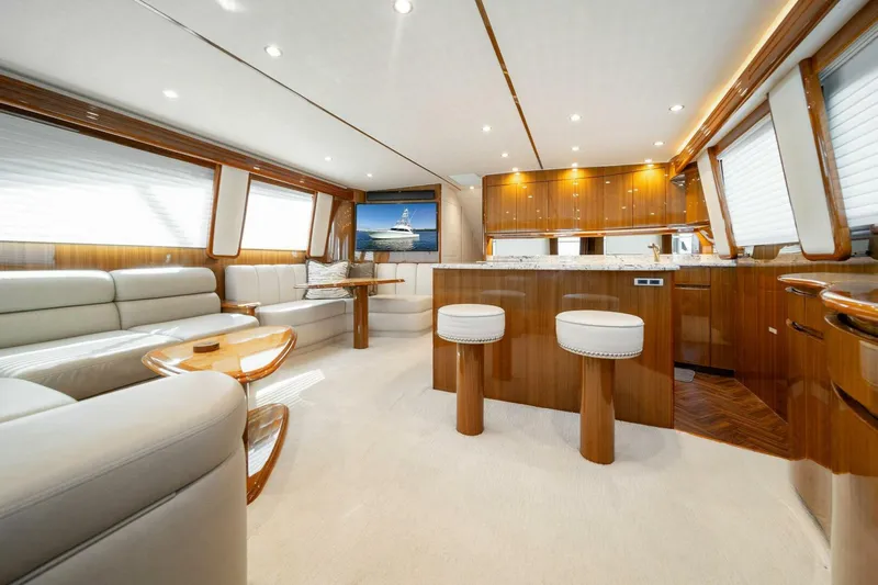 Tuna Tango Yacht Photos Pics 