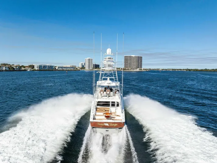 Tuna Tango Yacht Photos Pics 
