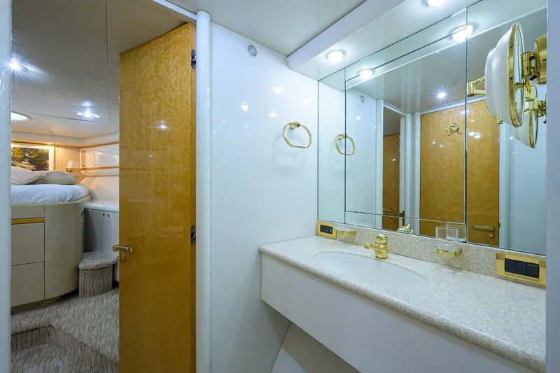 Lost Texan Yacht Photos Pics Lazzara 80 LOST TEXAN - Forward Head Sink & Stateroom Access