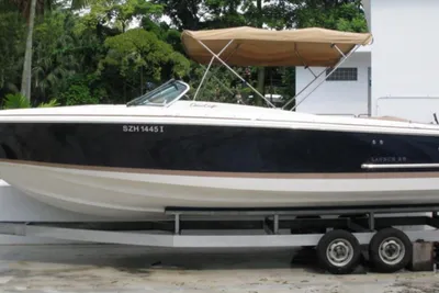 2008 Chris-Craft Launch 28