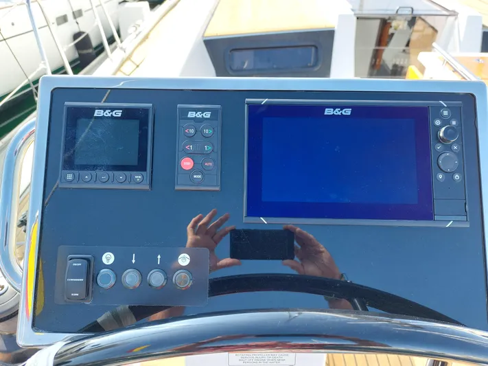 "big Louise" Yacht Photos Pics 