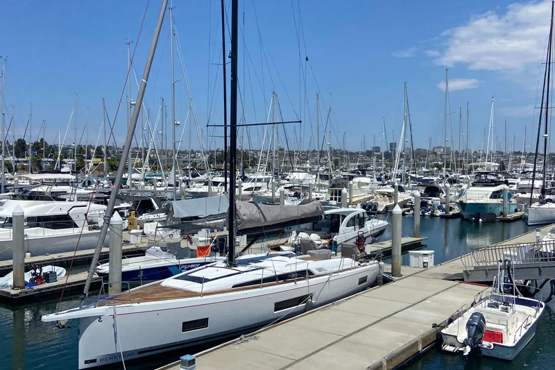 "big Louise" Yacht Photos Pics 