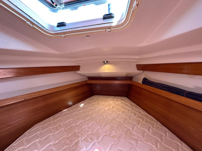 2005 Catalina 350