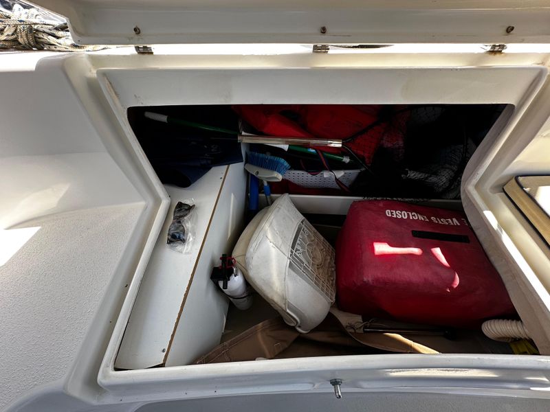 2005 Catalina 350