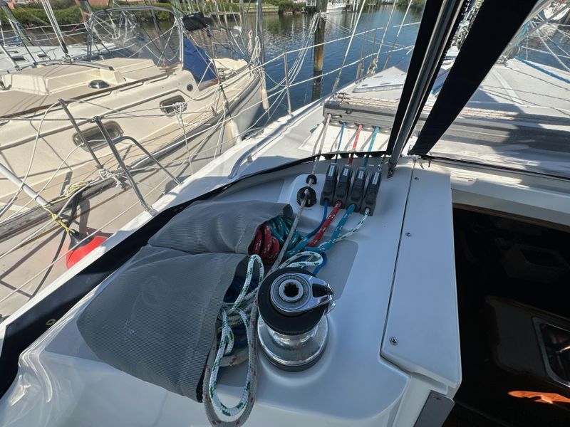 2005 Catalina 350