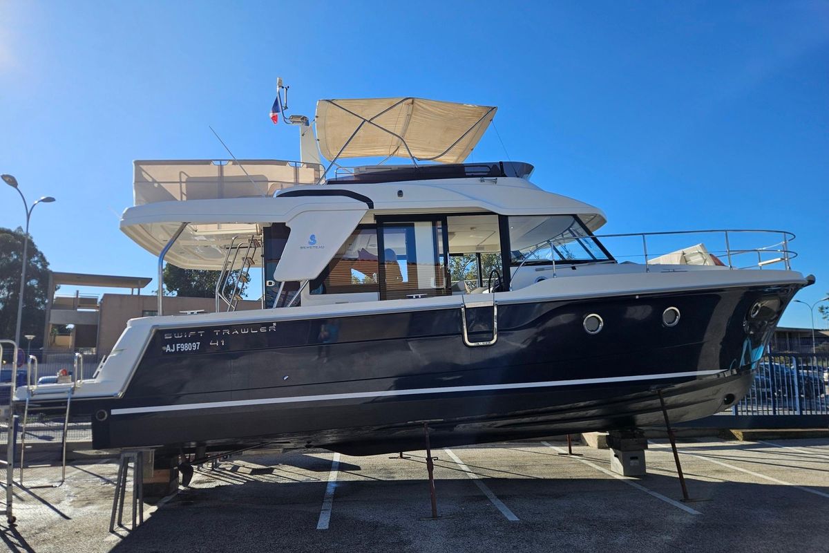 2020 Beneteau 44 