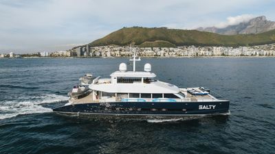 Two Oceans 850E