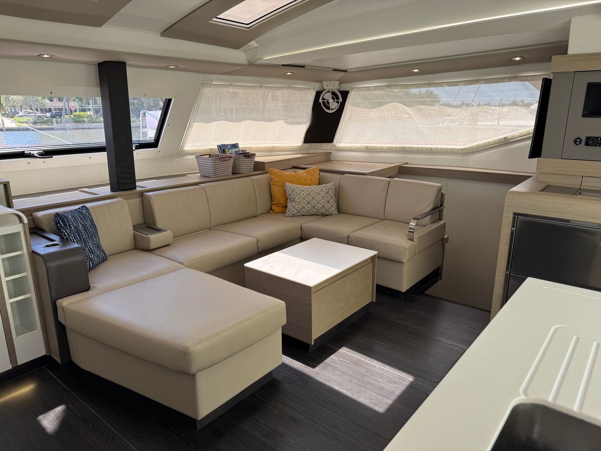 2021 Fountaine Pajot 45 